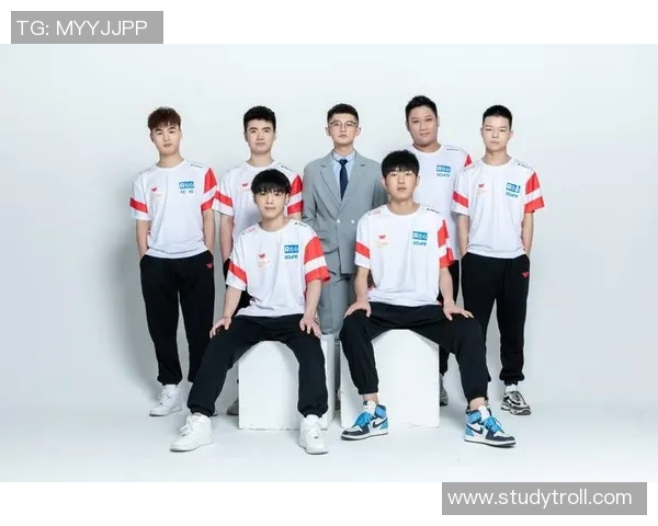 王者荣耀深度解析：探讨WE战队在比赛中的耐力与表现秘诀