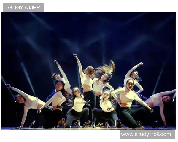 街舞文化的崛起与抗争:探秘北京街舞队的坚韧与激情 街舞文化的崛起与抗争:探秘北京街舞队的坚韧与激情